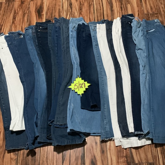 Huge reseller lot of 20 name brand jeans size 5/27 - Picture 1 of 6